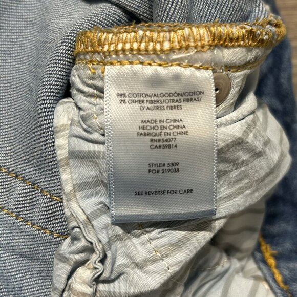 Cabi  Jeans SZ 6 Style 5309 High Rise Straight Jeans Ibiza Light Wash Stonewash - Picture 9 of 9